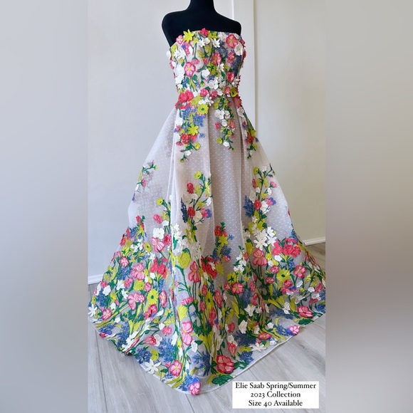 Elie Saab Floral Embroidered Swiss Dot Strapless Gown Spring/Summer 2023 - Picture 9 of 16
